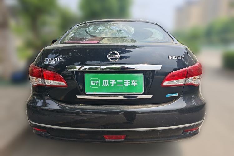 Used Nissan Sylphy 2012 Classic 1.6XE Manual Comfort Edition Rear