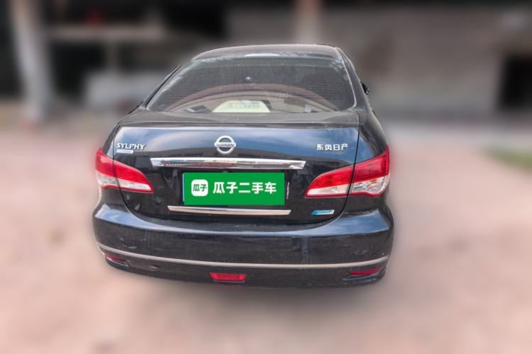 Used Nissan Sylphy 2012 Classic 1.6XE Manual Comfort Edition Rear