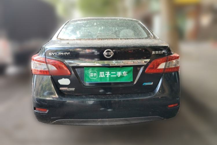 Used Nissan Sylphy 2012 1.6XE Manual Comfort Edition Rear