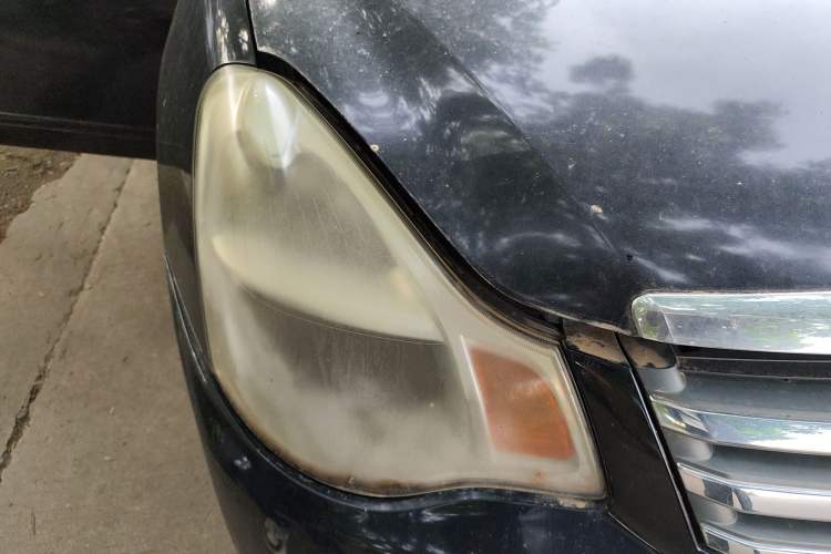 Used Nissan Sylphy 2012 Classic 1.6XL Manual Luxury Edition Right Front Headlight