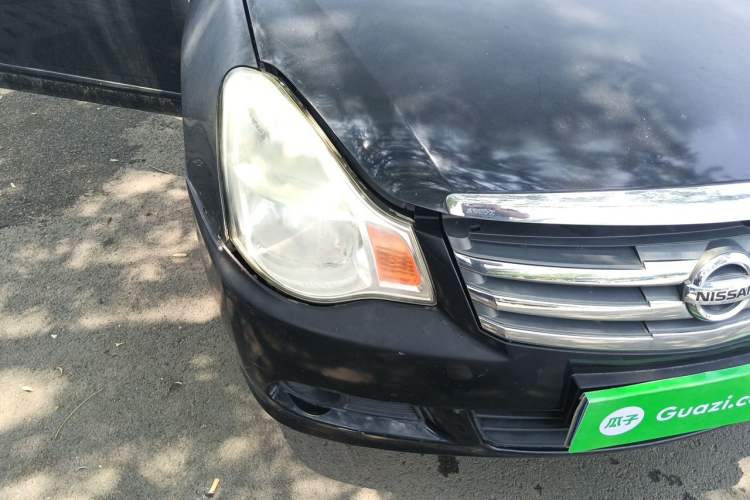 Used Nissan Sylphy 2012 Classic 1.6XE Manual Comfort Edition Right Front Headlight