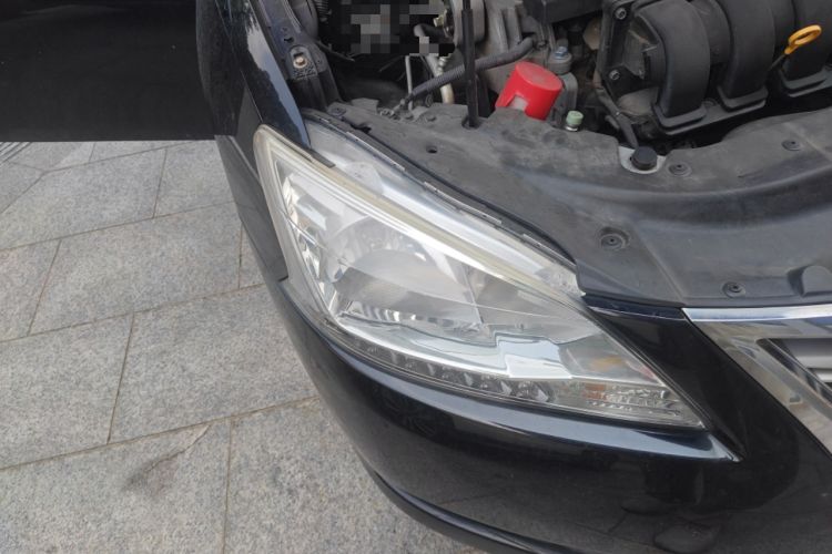 Used Nissan Sylphy 2012 1.8XL CVT Luxury Edition Right Front Headlight
