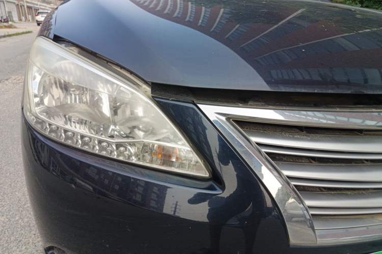 Used Nissan Sylphy 2012 1.6 XL Manual Luxury Edition Right Front Headlight