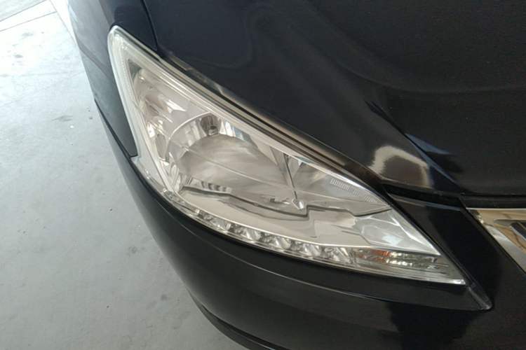Used Nissan Sylphy 2012 1.6 XL CVT Luxury Edition Right Front Headlight