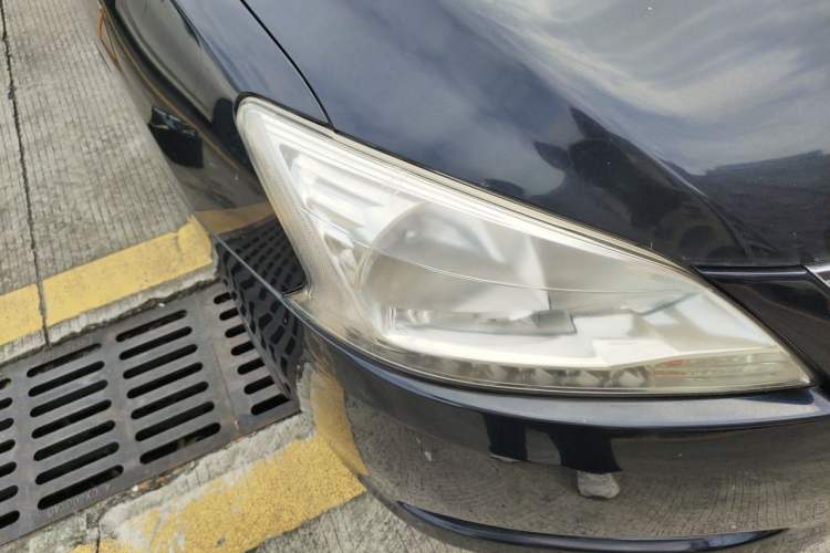 Used Nissan Sylphy 2012 1.8XL CVT Luxury Edition Right Front Headlight