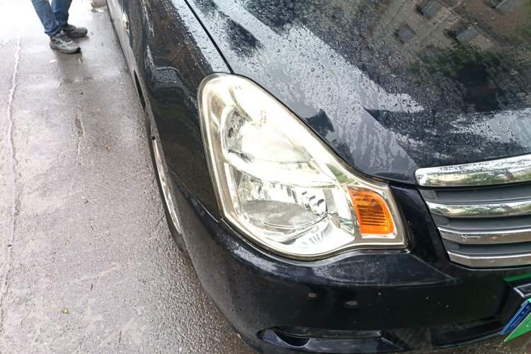 Used Nissan Sylphy 2012 Classic 1.6XL Manual Luxury Edition Right Front Headlight