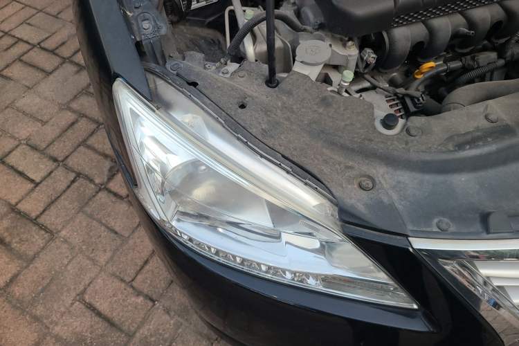 Used Nissan Sylphy 2012 1.6 XL CVT Luxury Edition Right Front Headlight