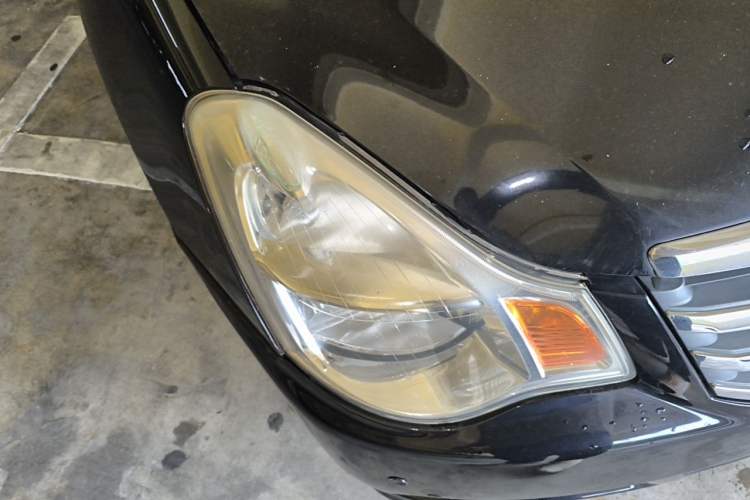 Used Nissan Sylphy 2012 Classic 1.6XE Automatic Comfort Edition Right Front Headlight