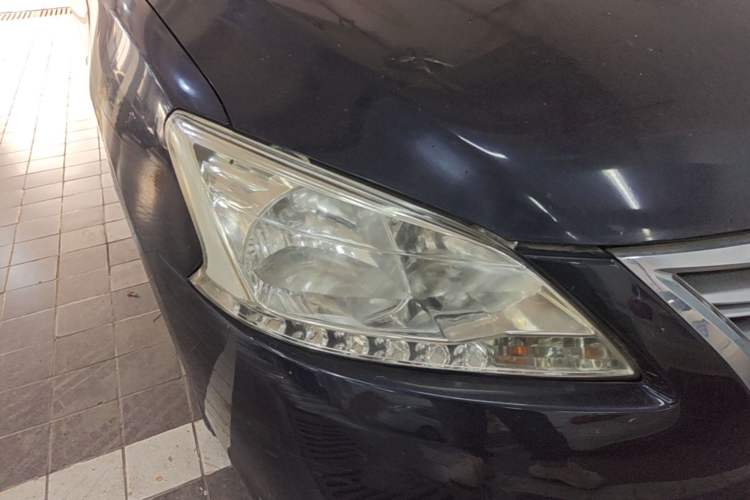 Used Nissan Sylphy 2012 1.6 XL CVT Luxury Edition Right Front Headlight