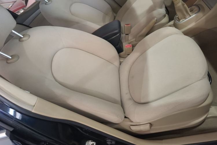 Used Nissan Sylphy 2012 Classic 1.6XE Manual Comfort Edition Right Front Seat