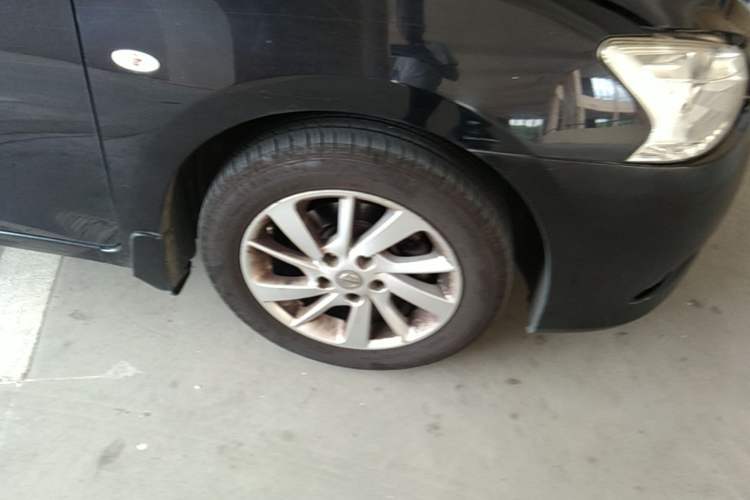 Used Nissan Sylphy 2012 1.6 XL CVT Luxury Edition Right Front Wheel Hub