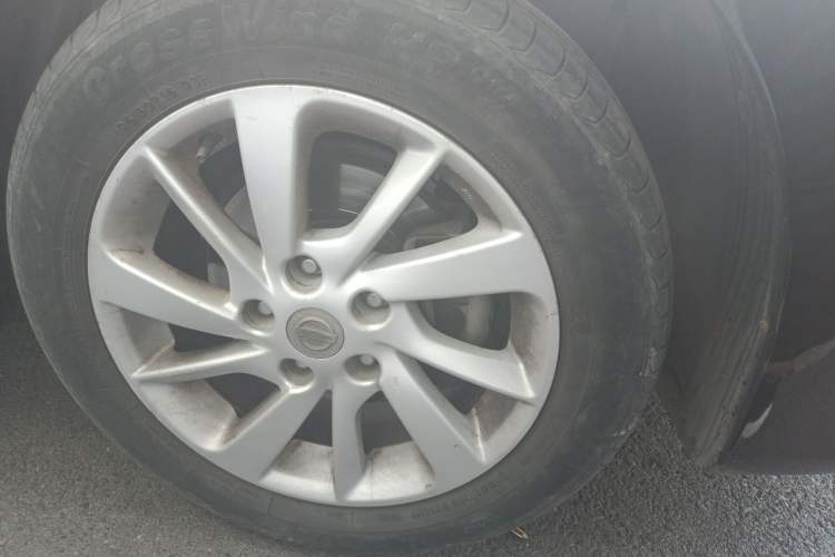 Used Nissan Sylphy 2012 1.6 XL CVT Luxury Edition Right Front Wheel Hub