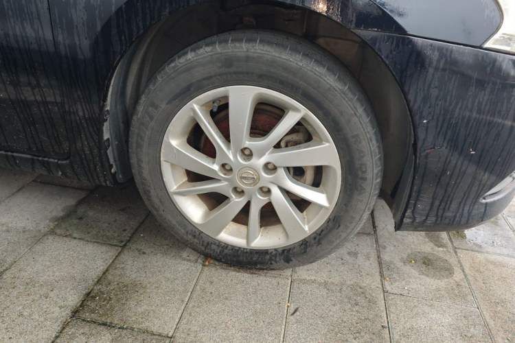 Used Nissan Sylphy 2012 1.6 XL CVT Luxury Edition Right Front Wheel Hub