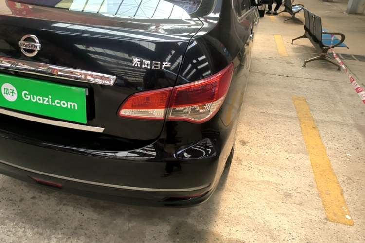 Used Nissan Sylphy 2012 Classic 1.6XE Automatic Comfort Edition Right Rear Taillight