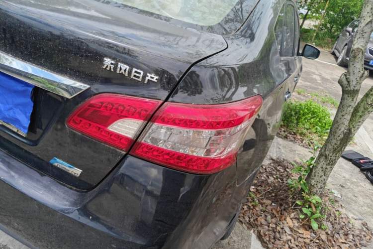 Used Nissan Sylphy 2012 1.6 XL CVT Luxury Edition Right Rear Taillight