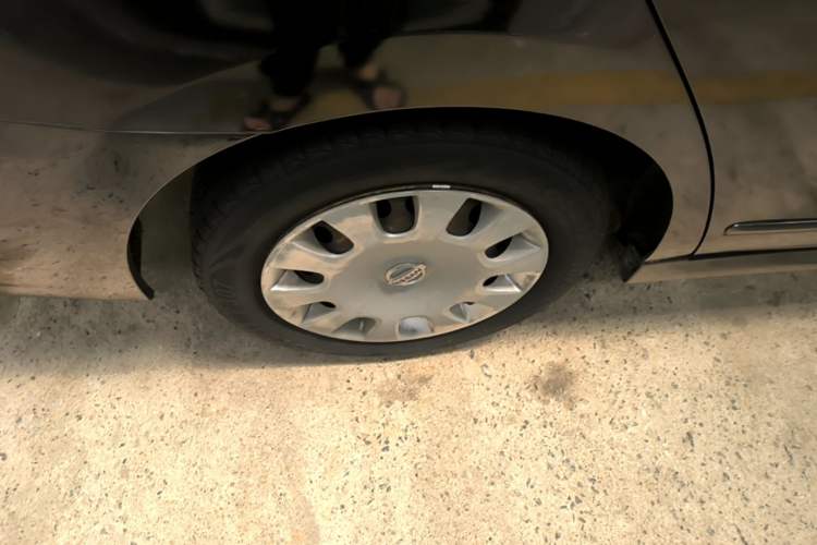 Used Nissan Sylphy 2012 Classic 1.6XE Automatic Comfort Edition Right Rear Wheel Hub
