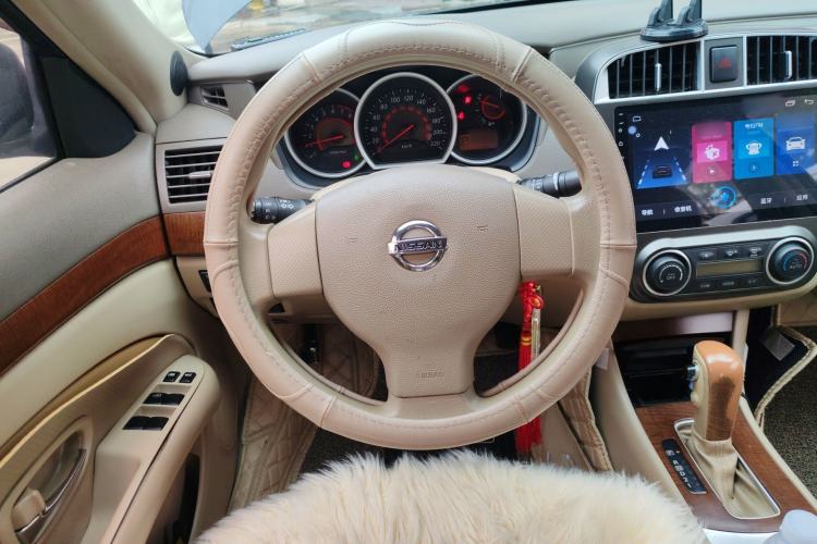 Used Nissan Sylphy 2012 Classic 1.6 XL Automatic Luxury Edition Steering Wheel