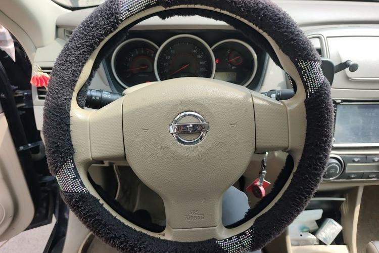 Used Nissan Sylphy 2012 Classic 1.6XE Manual Comfort Edition Steering Wheel