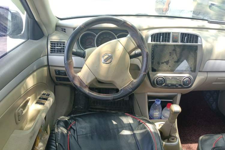 Used Nissan Sylphy 2012 Classic 1.6XE Manual Comfort Edition Steering Wheel