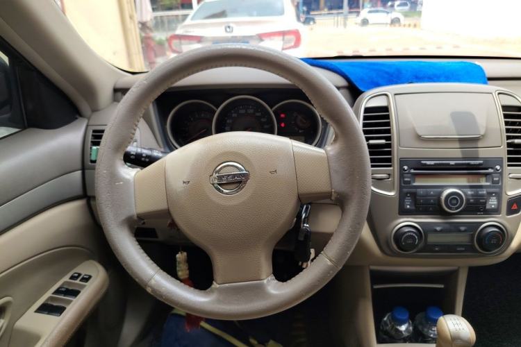 Used Nissan Sylphy 2012 Classic 1.6XE Manual Comfort Edition Steering Wheel