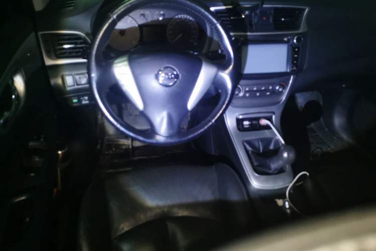 Used Nissan Sylphy 2012 1.6 XL Manual Luxury Edition Steering Wheel