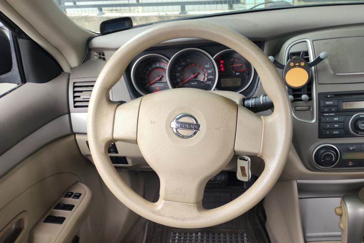 Used Nissan Sylphy 2012 Classic 1.6XE Automatic Comfort Edition Steering Wheel