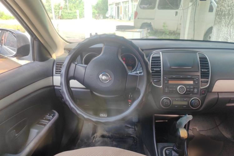 Used Nissan Sylphy 2012 Classic 1.6XE Manual Comfort Edition Steering Wheel