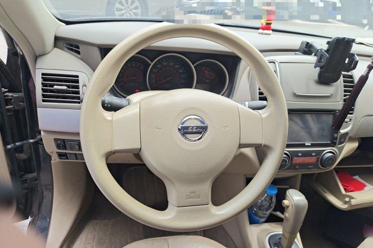 Used Nissan Sylphy 2012 Classic 1.6 XL Automatic Luxury Edition Steering Wheel