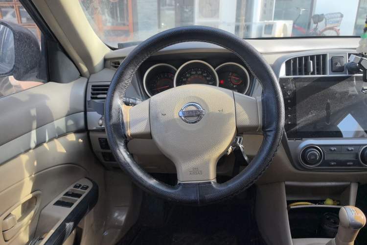 Used Nissan Sylphy 2012 Classic 1.6XE Manual Comfort Edition Steering Wheel