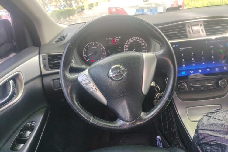 Used Nissan Sylphy 2012 1.6 XL Manual Luxury Edition Steering Wheel
