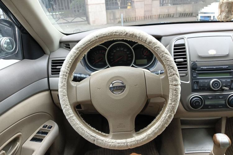 Used Nissan Sylphy 2012 Classic 1.6XE Manual Comfort Edition Steering Wheel