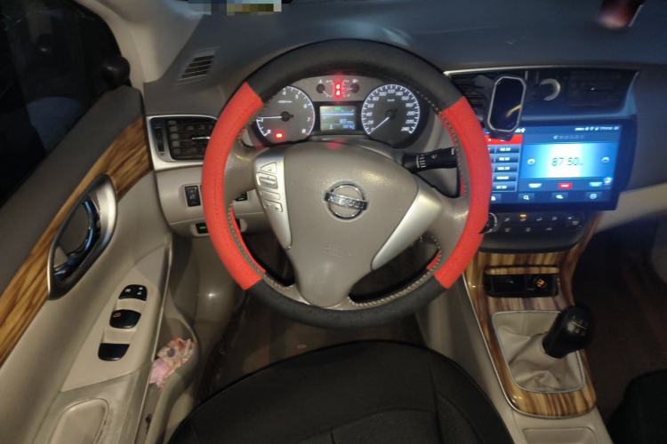 Used Nissan Sylphy 2012 1.6 XL Manual Luxury Edition Steering Wheel