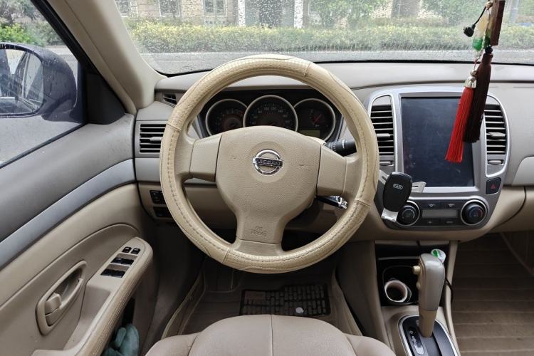 Used Nissan Sylphy 2012 Classic 1.6XE Automatic Comfort Edition Steering Wheel