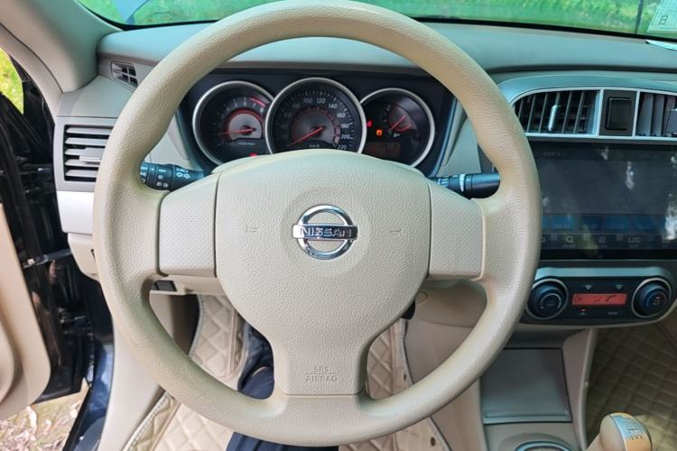 Used Nissan Sylphy 2012 Classic 1.6XE Manual Comfort Edition Steering Wheel