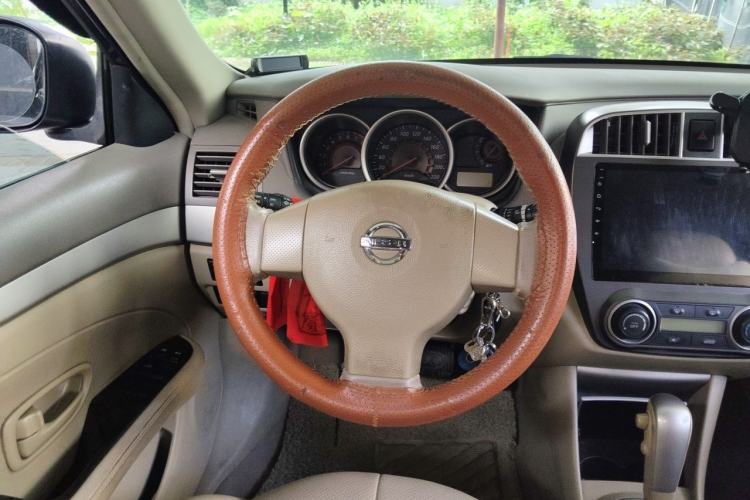 Used Nissan Sylphy 2012 Classic 1.6XE Automatic Comfort Edition Steering Wheel