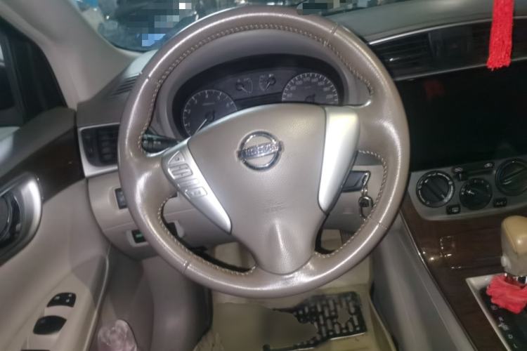 Used Nissan Sylphy 2012 1.6 XL CVT Luxury Edition Steering Wheel