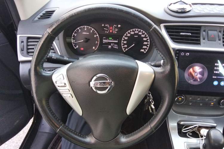Used Nissan Sylphy 2012 1.6 XL CVT Luxury Edition Steering Wheel
