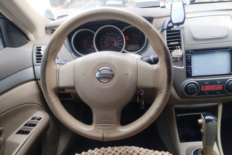 Used Nissan Sylphy 2012 Classic 1.6XE Automatic Comfort Edition Steering Wheel
