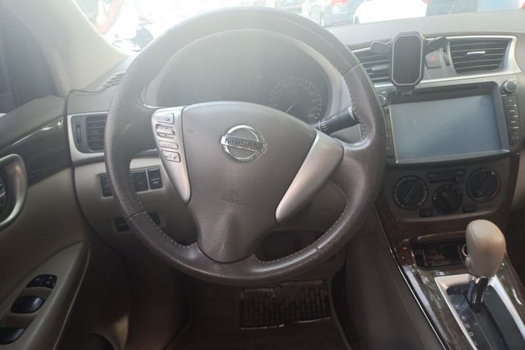 Used Nissan Sylphy 2012 1.6 XL CVT Luxury Edition Steering Wheel