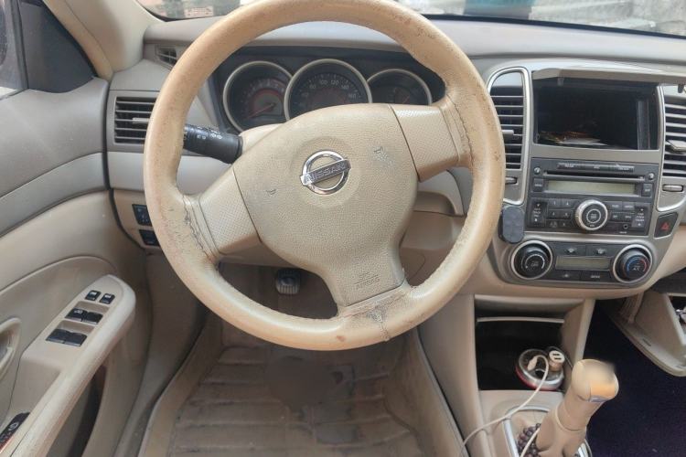 Used Nissan Sylphy 2012 Classic 1.6XE Manual Comfort Edition Steering Wheel