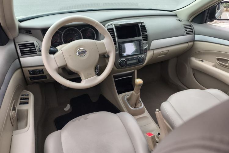 Used Nissan Sylphy 2012 Classic 1.6XE Manual Comfort Edition Steering Wheel