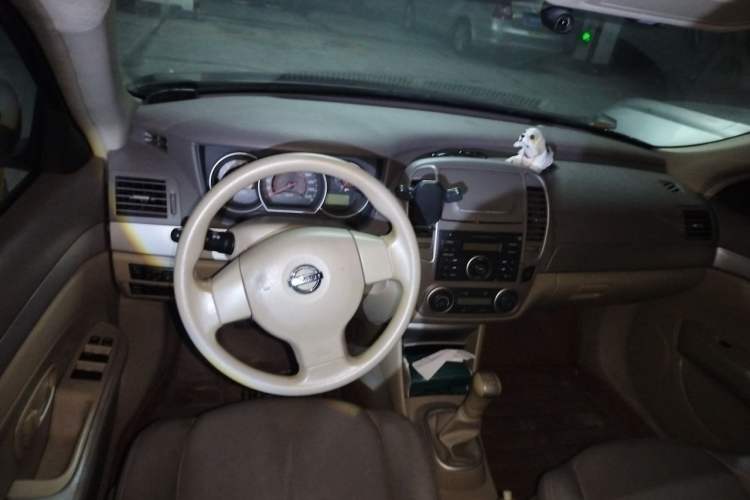 Used Nissan Sylphy 2012 Classic 1.6XE Manual Comfort Edition Steering Wheel