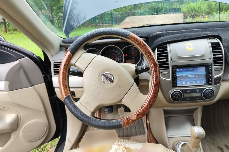 Used Nissan Sylphy 2012 Classic 1.6XE Manual Comfort Edition Steering Wheel
