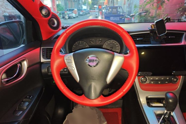 Used Nissan Sylphy 2012 1.6 XL CVT Luxury Edition Steering Wheel
