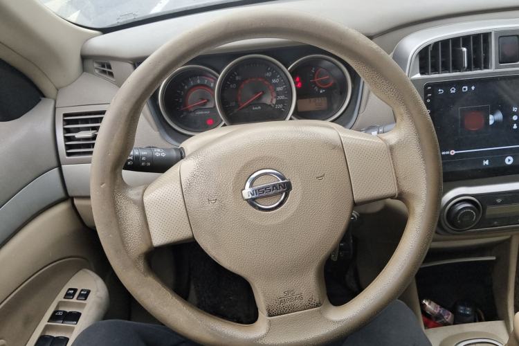 Used Nissan Sylphy 2012 Classic 1.6XE Manual Comfort Edition Steering Wheel