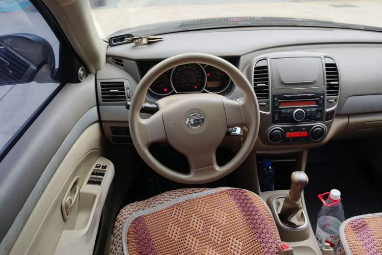Used Nissan Sylphy 2012 Classic 1.6XE Manual Comfort Edition Steering Wheel