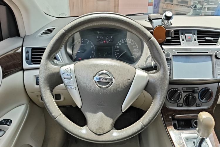 Used Nissan Sylphy 2012 1.6 XL CVT Luxury Edition Steering Wheel