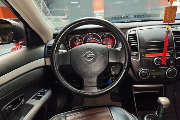 Used Nissan Sylphy 2012 Classic 1.6XE Manual Comfort Edition Steering Wheel