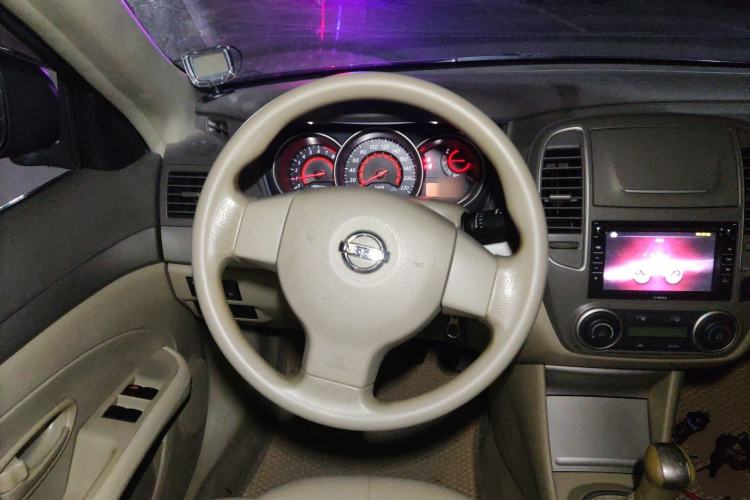 Used Nissan Sylphy 2012 Classic 1.6XE Manual Comfort Edition Steering Wheel