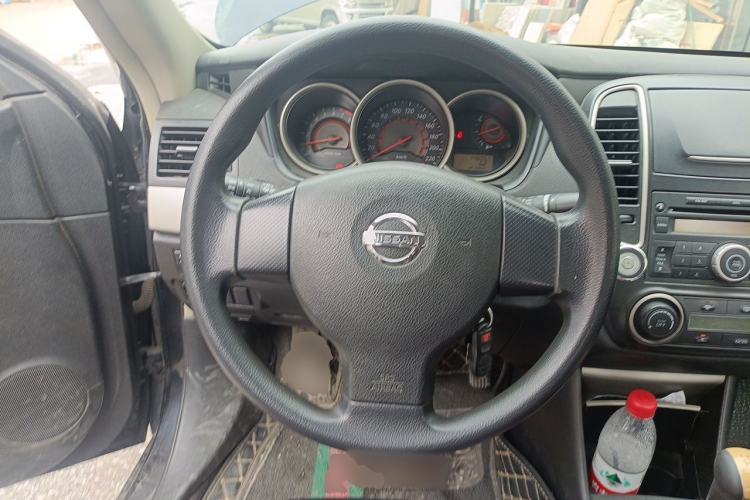 Used Nissan Sylphy 2012 Classic 1.6XE Manual Comfort Edition Steering Wheel